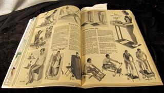 LOT OF 4 VINTAGE MONTGOMERY WARD CATALOGS 1977 1978 - CATALOGS ARE FOUR SEASONS